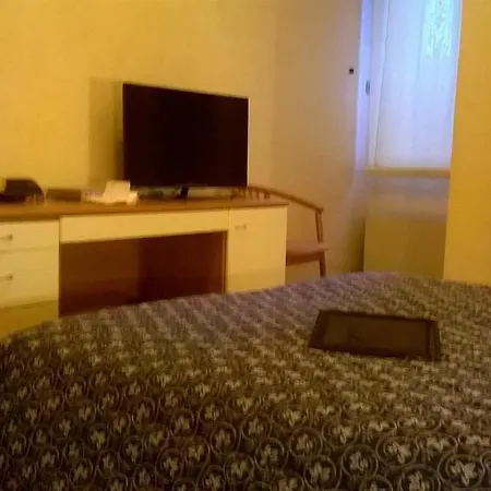 Отель Hotel Sullivan Ponte San Marco