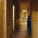 Отель Hotel Sullivan